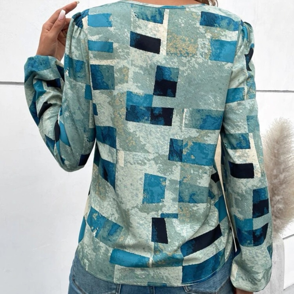 Geometric Blouse - Picture 3 of 8